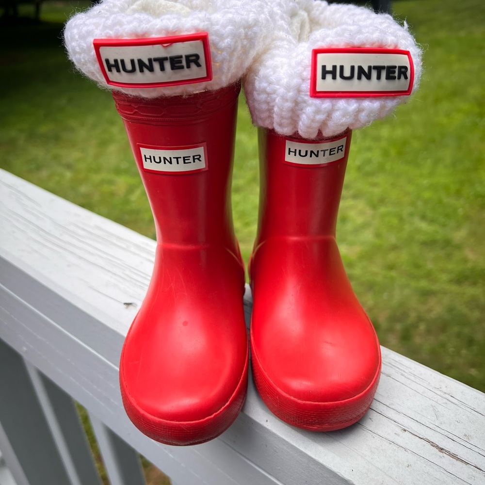 Hunter Red Boots with White Knit Trim